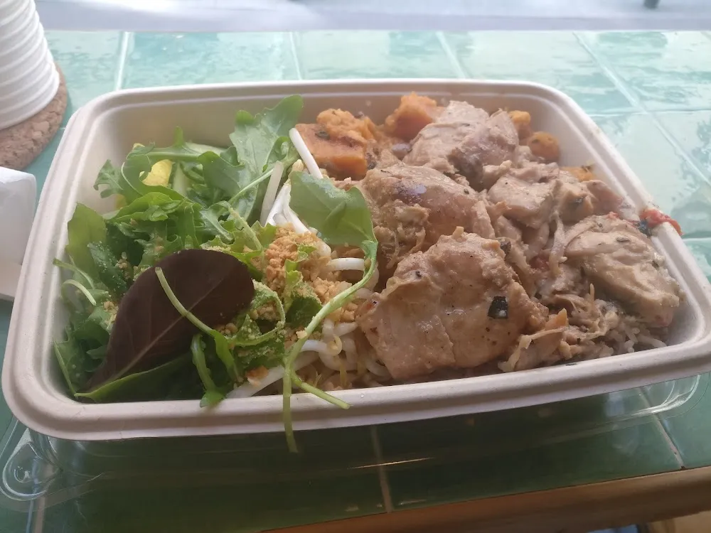 Bento Box Poulet Saté Patate Douce